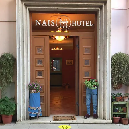 Hotel Nais-2